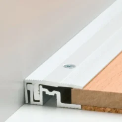 Abschlussprofil für Laminat / Multilayer und Fertigparkett