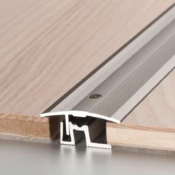 Übergangsprofil für Laminat und Multilayer oder Fertigparkett