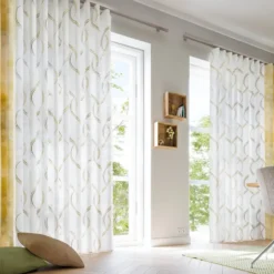 Erfrischender Vorhang plus Gardine für Ihren Wohnraum