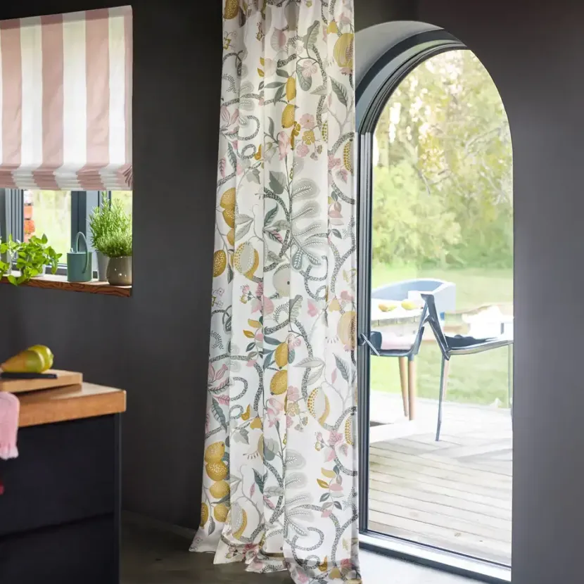 Fensterdeko für Ihr Wohnzimmer