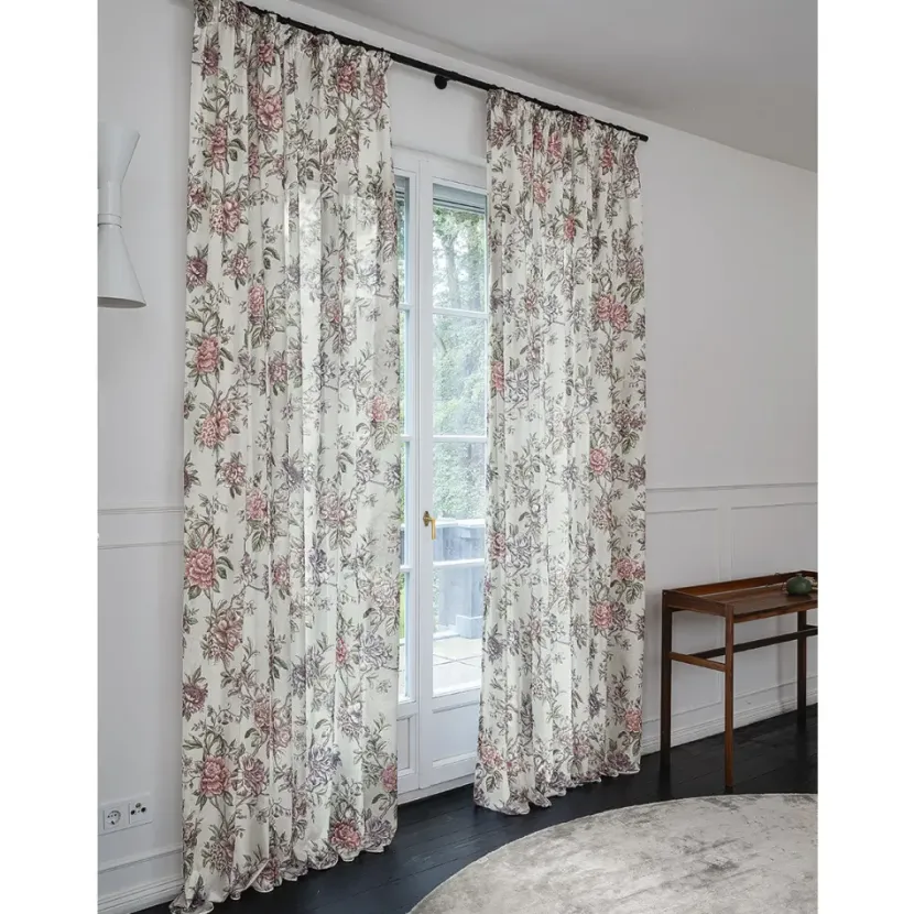 Florale Gardine für Ihr Wohn- oder Schlafzimmer