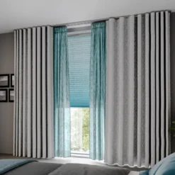 Gardinen-Vorhang-Kombination für Ihr Schlafzimmer