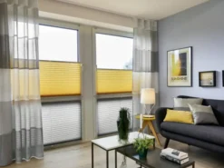 Gardine und Plissee für Ihr Wohnzimmer