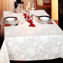 Tafeldecke Verona für den festlichen Esszimmer-Tisch