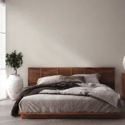 Vliestapete in warmen Beige
